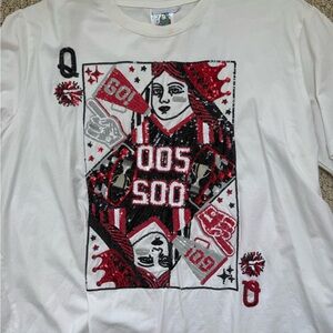 QUEEN OF SPARKLES White and Red Graphic Blouse